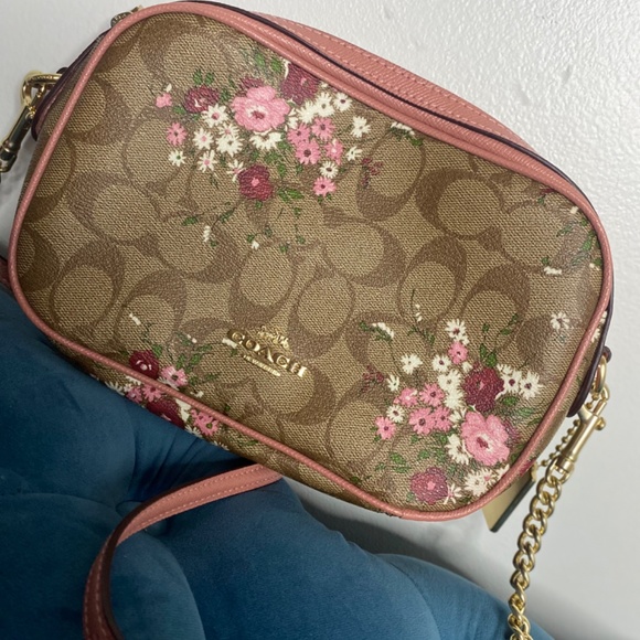 Purse - Picture 3 of 3